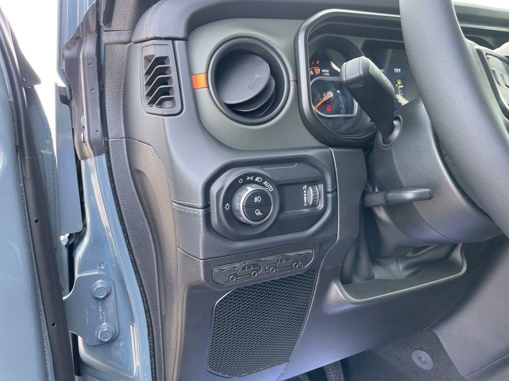 new 2025 Jeep Gladiator car, priced at $56,752