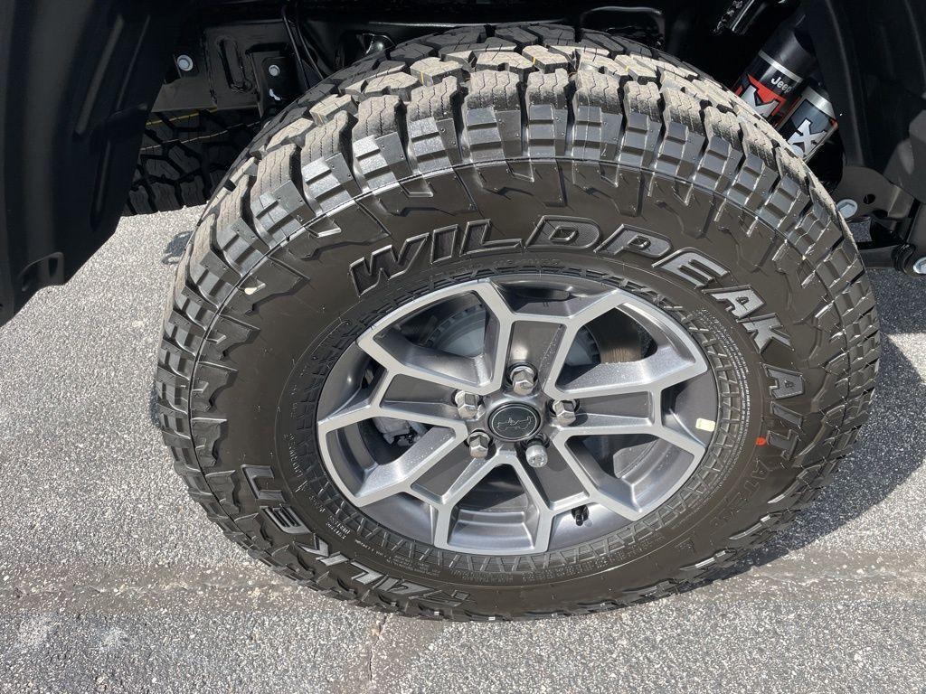 new 2025 Jeep Gladiator car, priced at $56,752