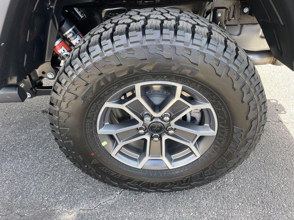 new 2025 Jeep Gladiator car, priced at $56,752
