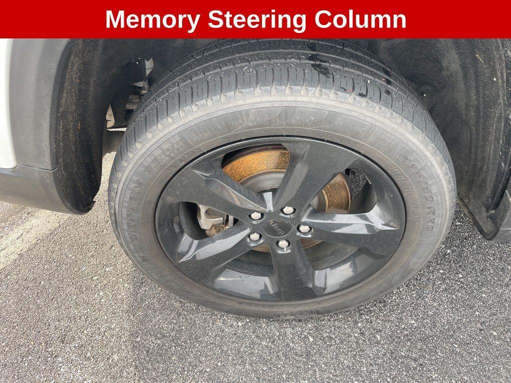 used 2023 Jeep Grand Cherokee L car, priced at $31,588