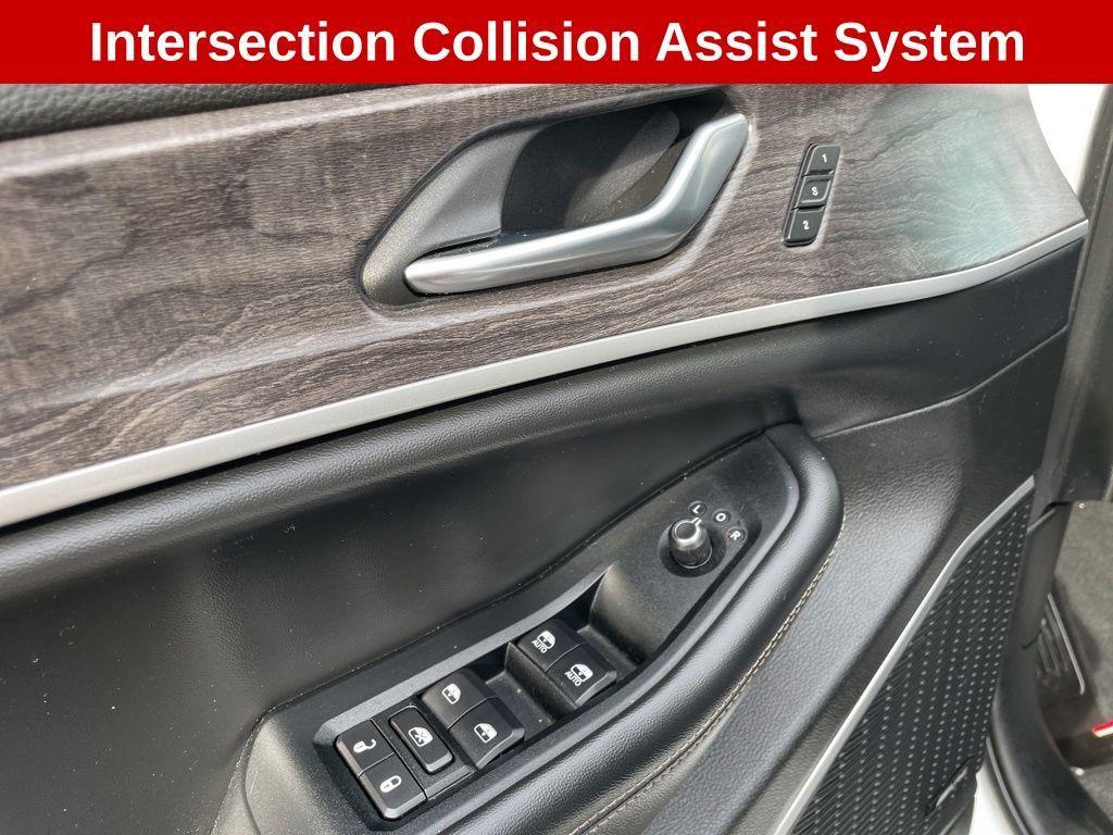 used 2023 Jeep Grand Cherokee L car, priced at $31,588