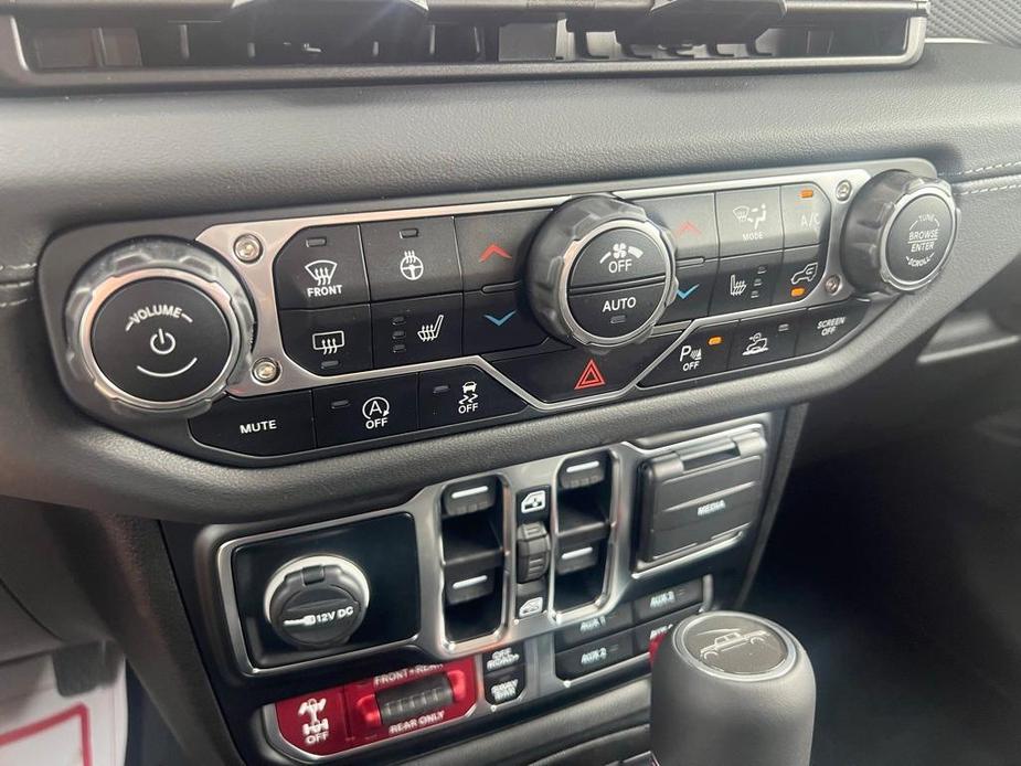 new 2024 Jeep Gladiator car, priced at $56,045