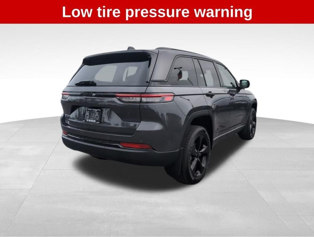 new 2025 Jeep Grand Cherokee car, priced at $46,113