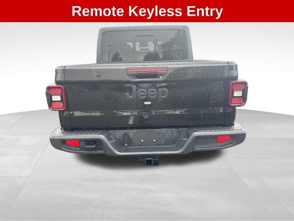 used 2024 Jeep Gladiator car, priced at $37,803