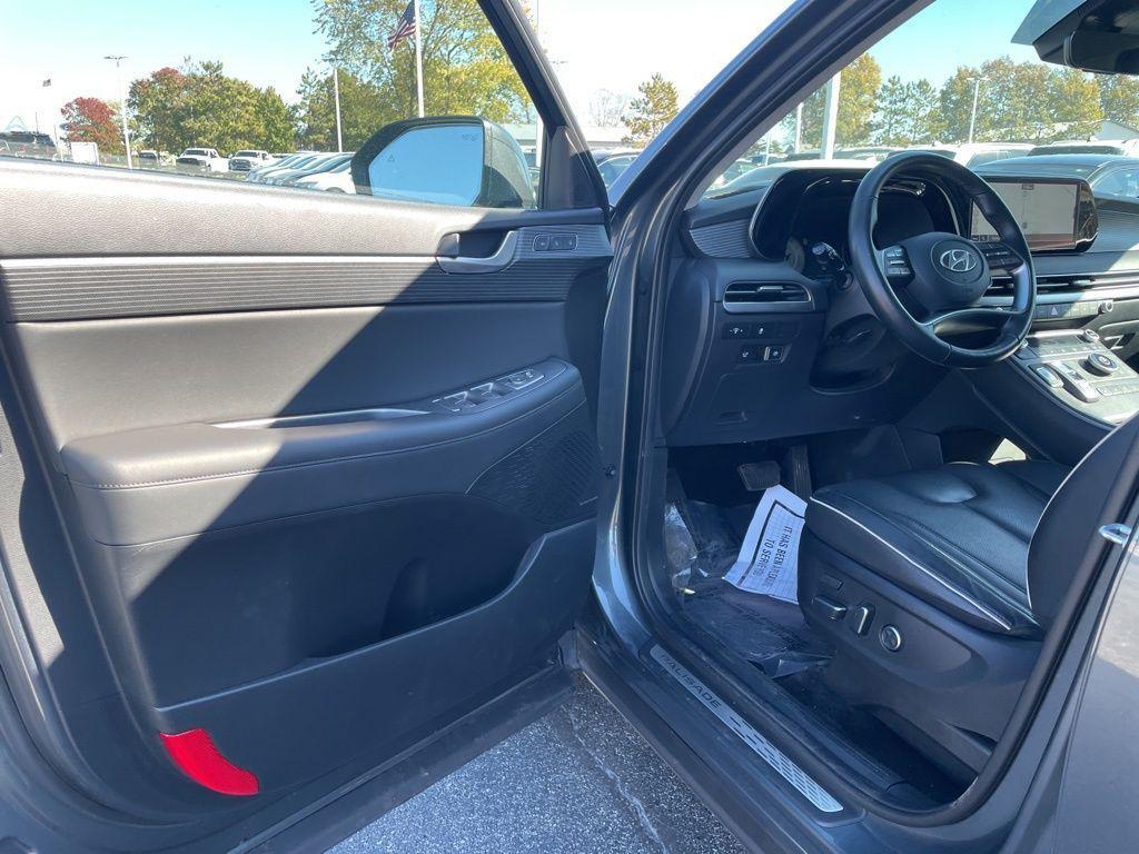 used 2023 Hyundai Palisade car, priced at $35,880
