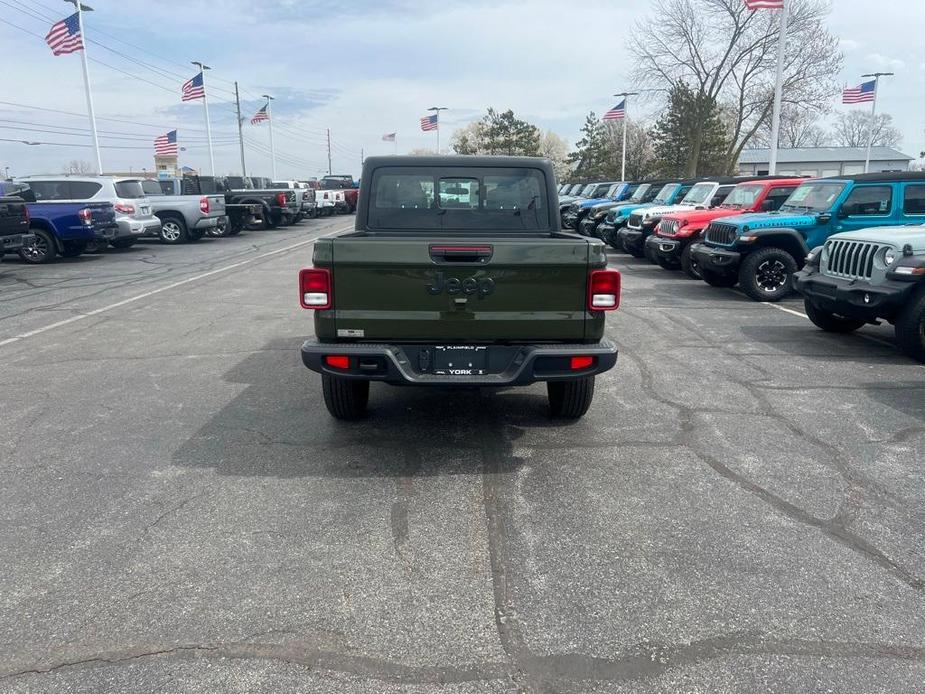 new 2024 Jeep Gladiator car, priced at $36,236