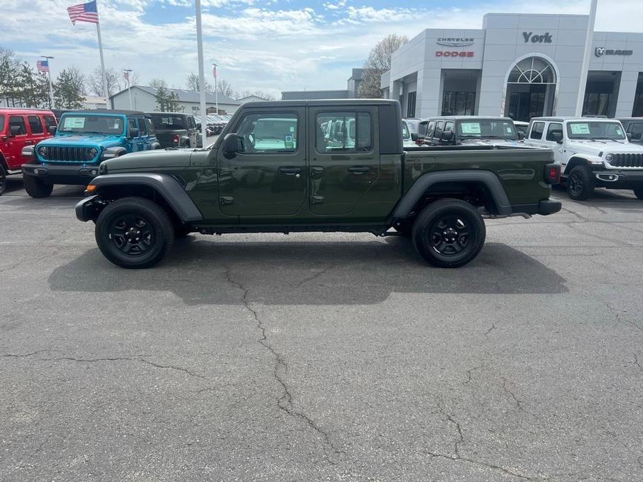 new 2024 Jeep Gladiator car, priced at $36,236