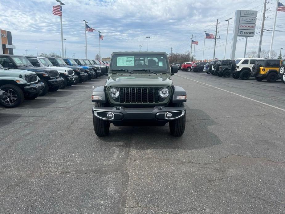 new 2024 Jeep Gladiator car, priced at $36,236