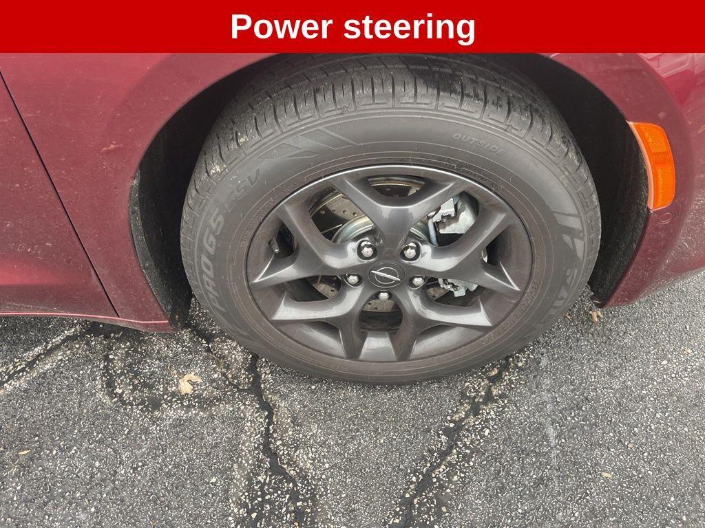 used 2018 Chrysler Pacifica car, priced at $14,995