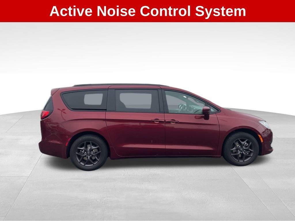 used 2018 Chrysler Pacifica car, priced at $14,995