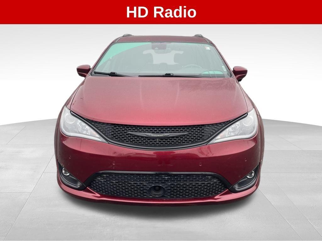 used 2018 Chrysler Pacifica car, priced at $14,995