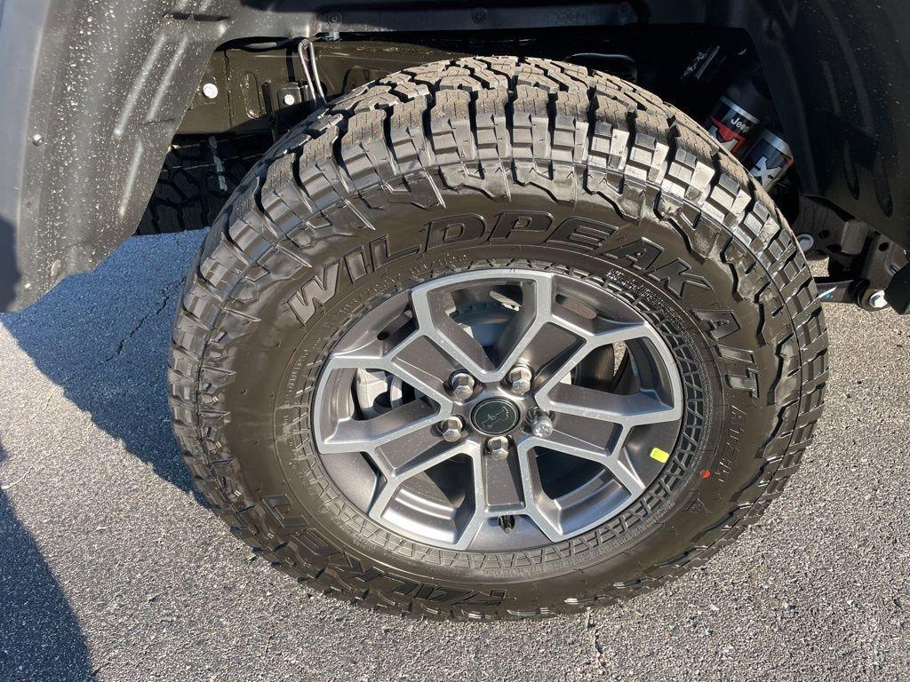 new 2025 Jeep Gladiator car, priced at $56,752