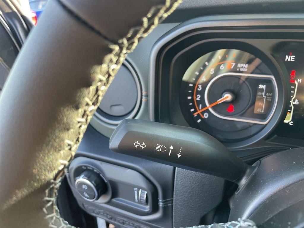 new 2025 Jeep Gladiator car, priced at $56,752