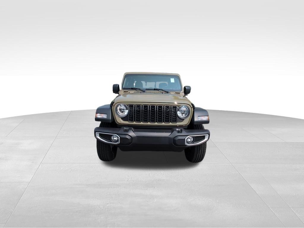 new 2025 Jeep Gladiator car, priced at $40,847