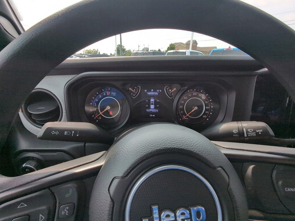 new 2025 Jeep Gladiator car, priced at $40,847