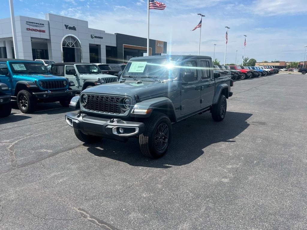 new 2024 Jeep Gladiator car, priced at $48,476