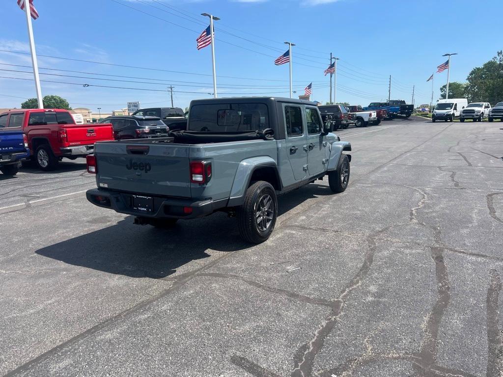 new 2024 Jeep Gladiator car, priced at $48,476