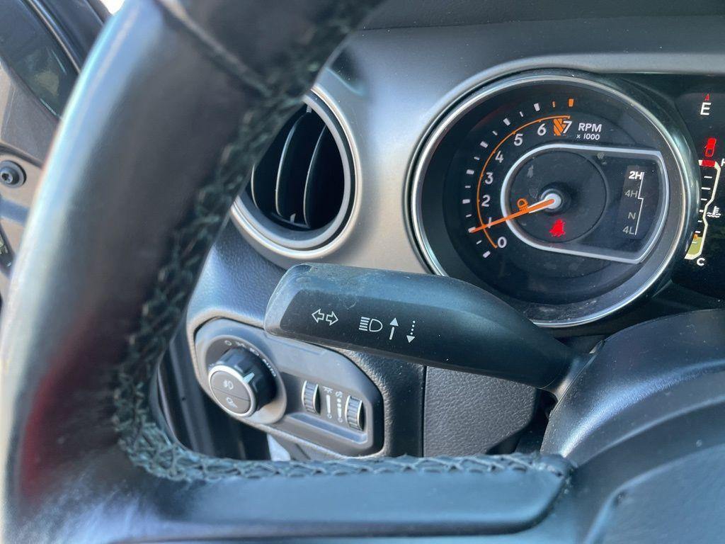 used 2022 Jeep Gladiator car, priced at $30,364