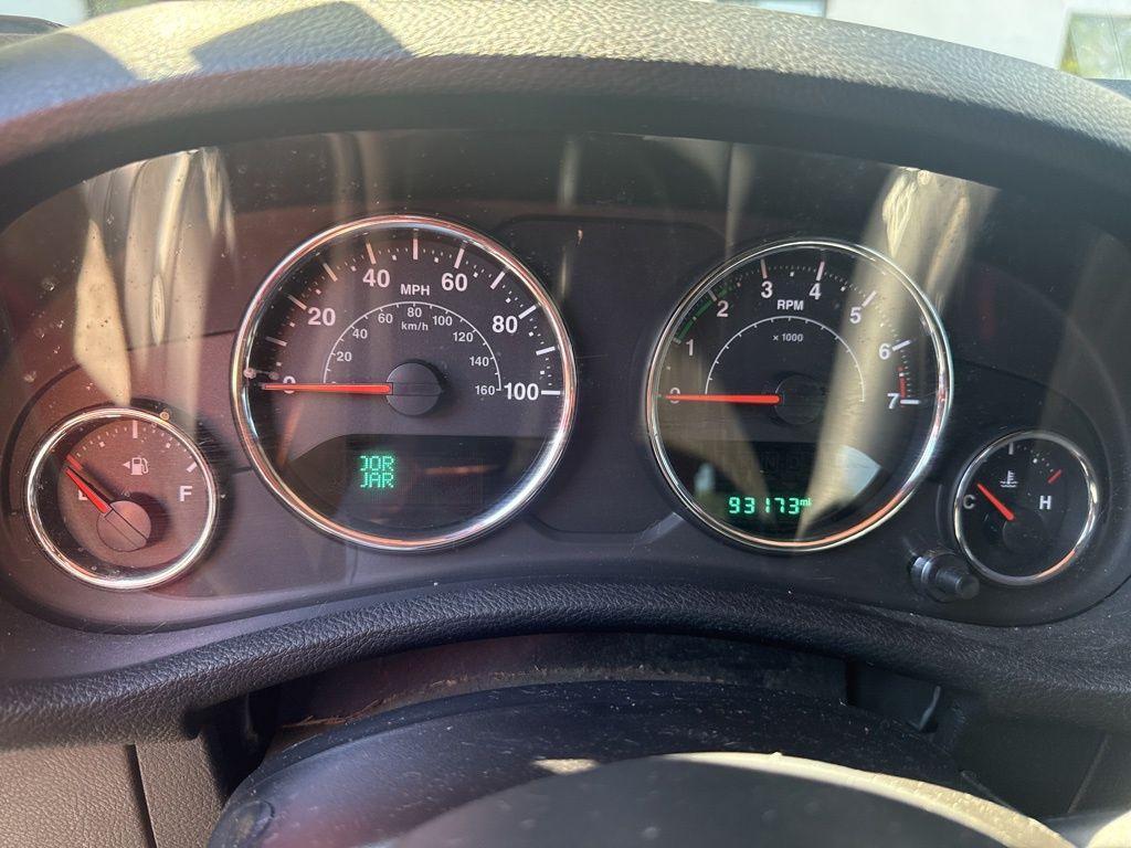 used 2015 Jeep Wrangler Unlimited car, priced at $18,534