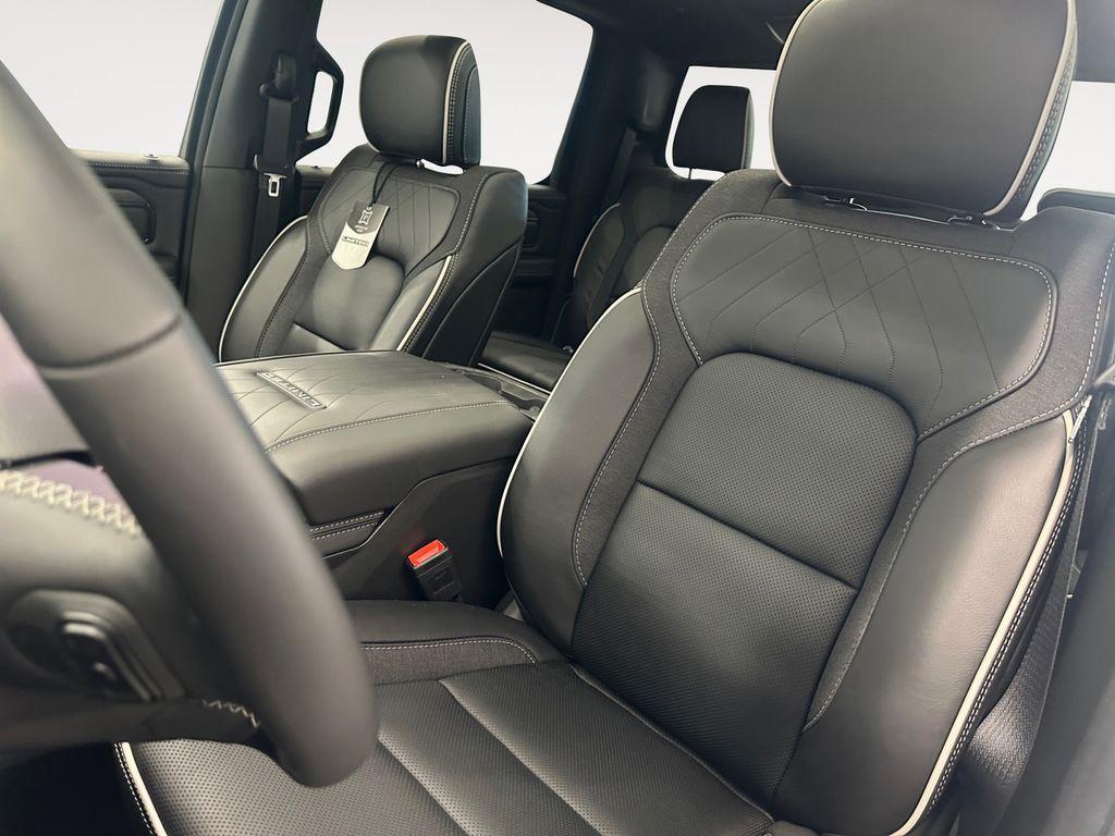 new 2025 Ram 1500 car
