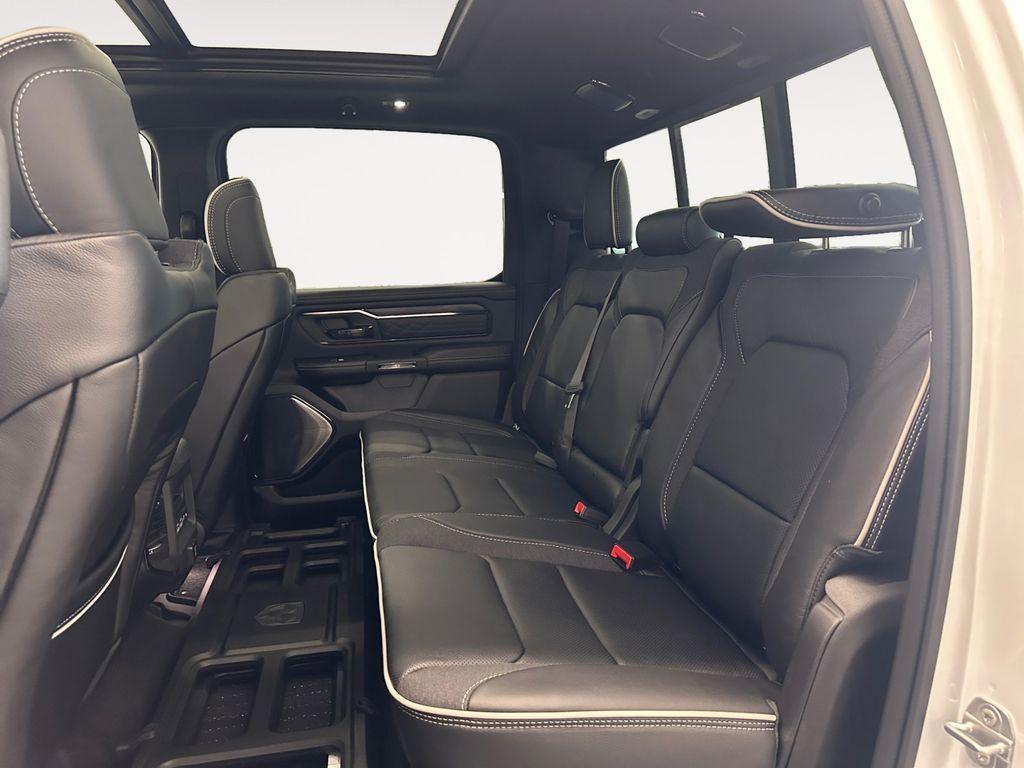 new 2025 Ram 1500 car