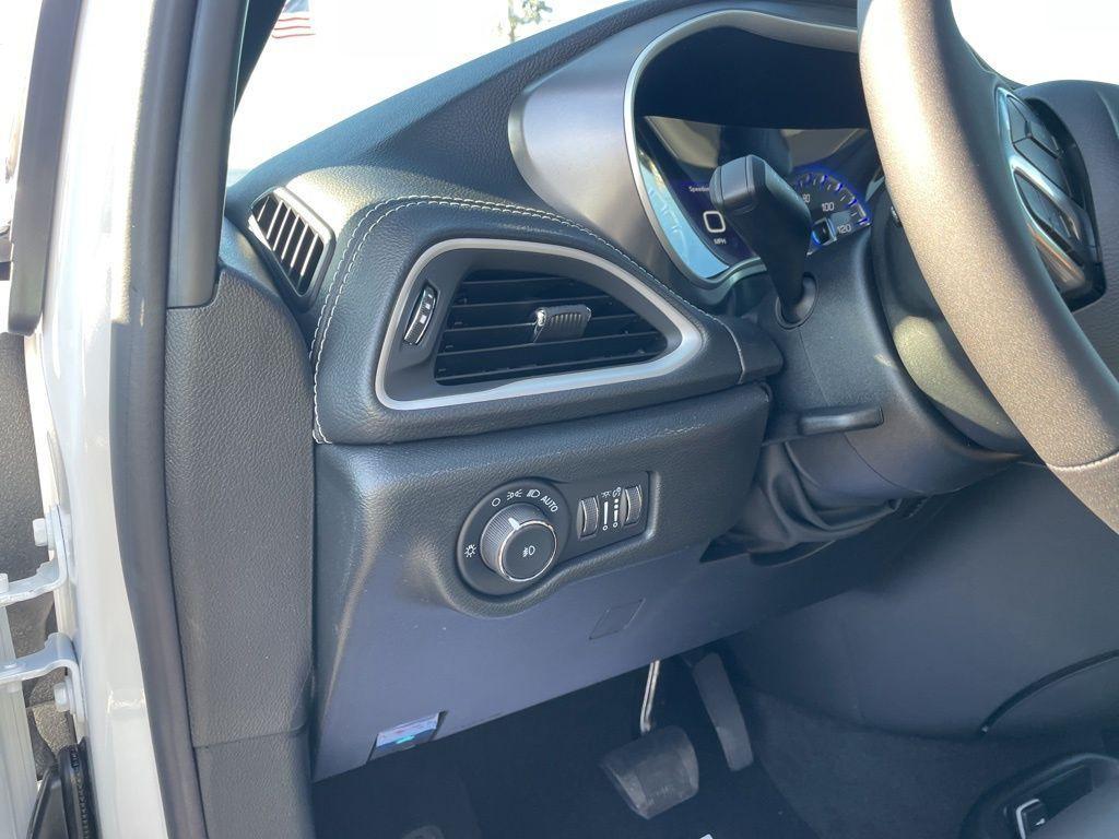 new 2026 Chrysler Pacifica car, priced at $44,115