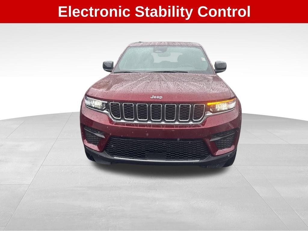 used 2024 Jeep Grand Cherokee car, priced at $28,000