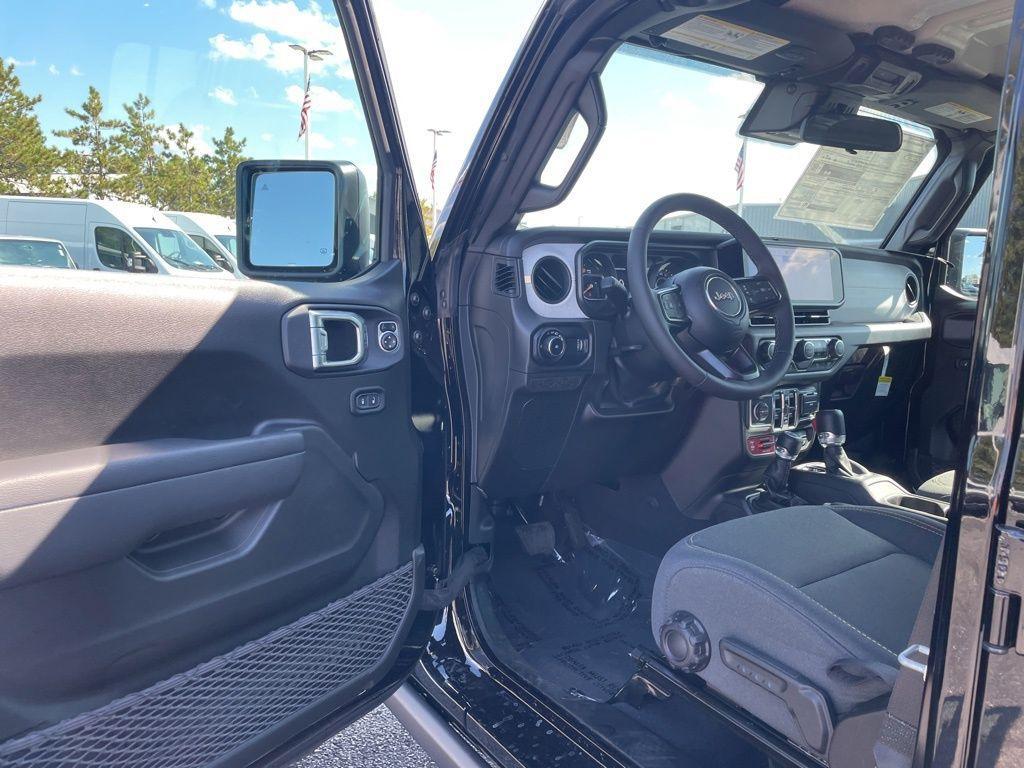 new 2025 Jeep Wrangler car, priced at $58,248