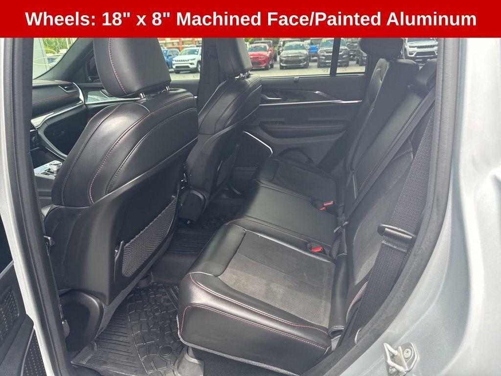 used 2022 Jeep Grand Cherokee car, priced at $38,988