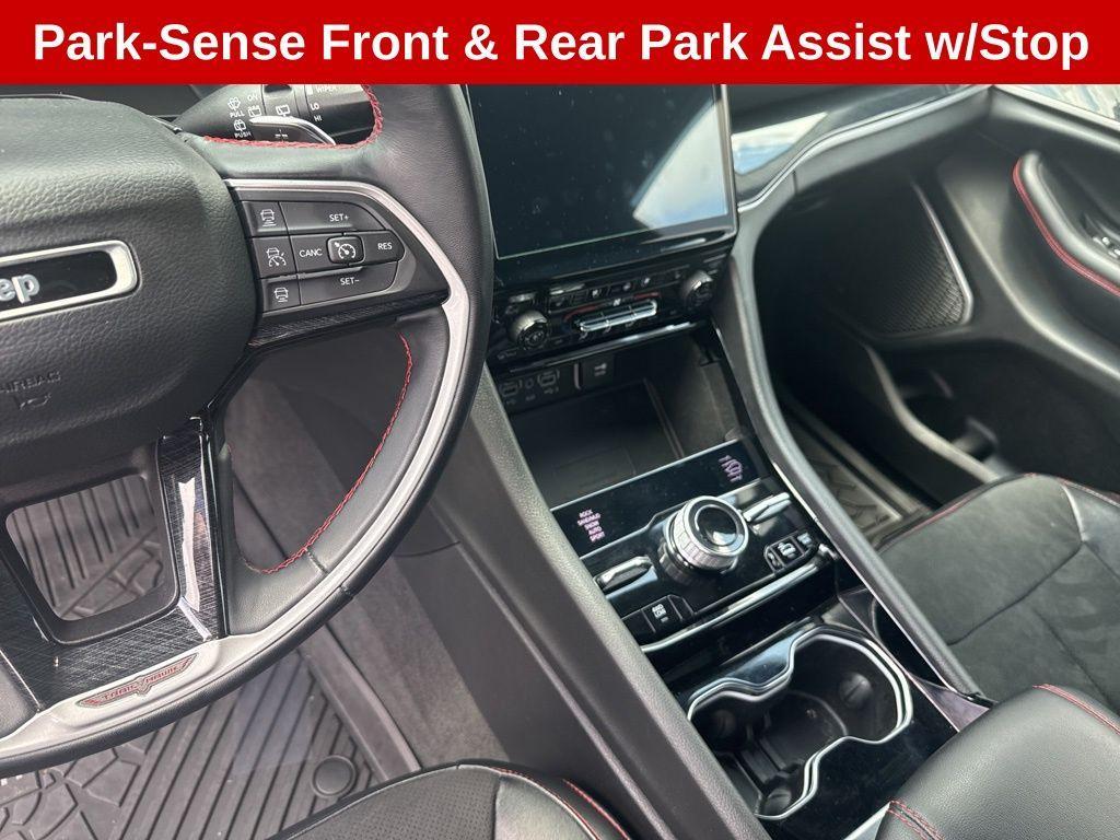 used 2022 Jeep Grand Cherokee car, priced at $38,988