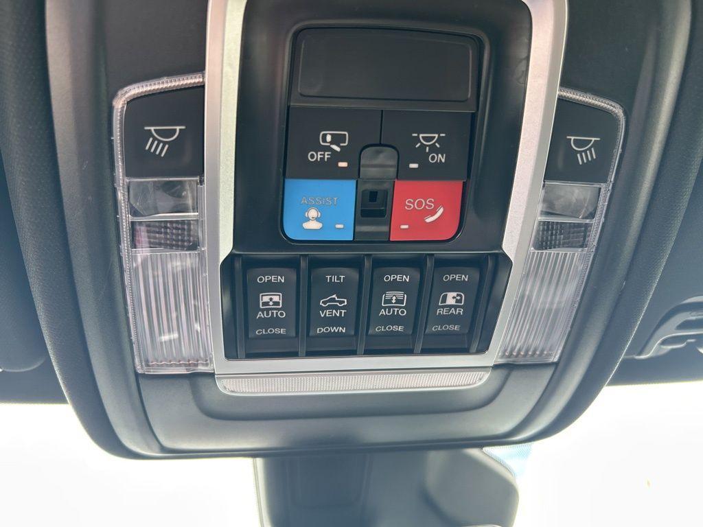 new 2025 Ram 1500 car, priced at $74,074