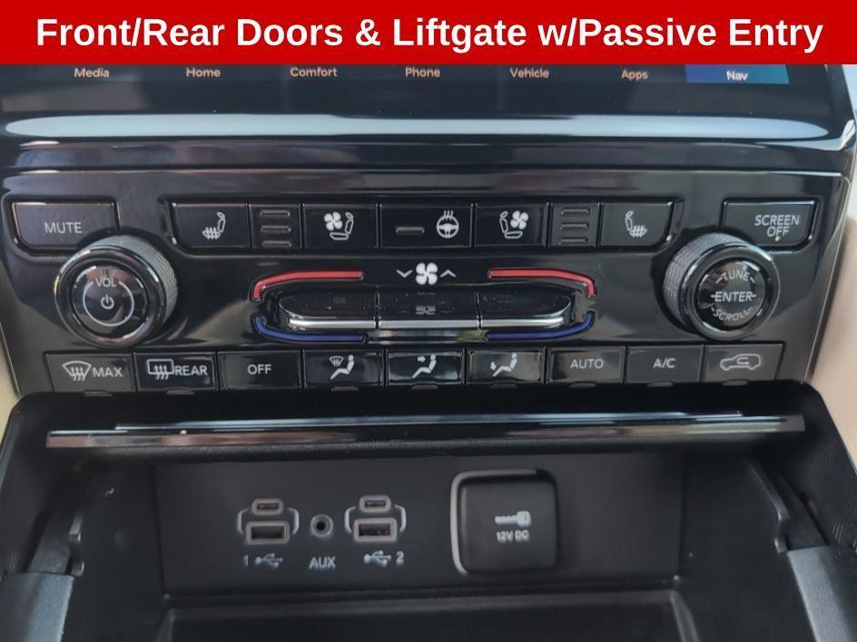 used 2024 Jeep Grand Cherokee car, priced at $42,988