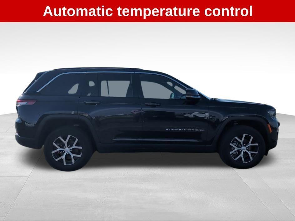 used 2024 Jeep Grand Cherokee car, priced at $42,988