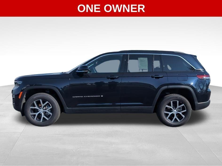 used 2024 Jeep Grand Cherokee car, priced at $42,988