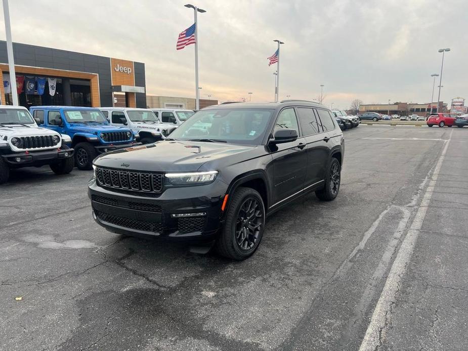 new 2025 Jeep Grand Cherokee L car, priced at $63,742