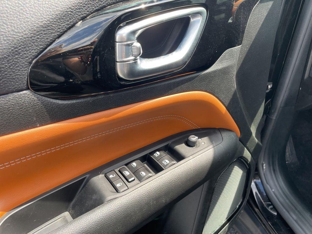 used 2024 Jeep Compass car, priced at $25,492