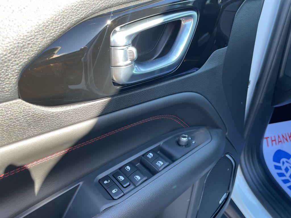 new 2026 Jeep Compass car, priced at $39,672