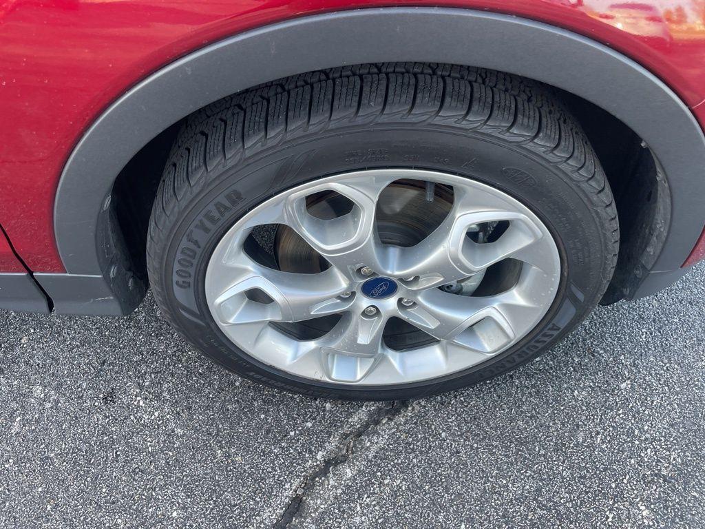 used 2014 Ford Escape car, priced at $9,687