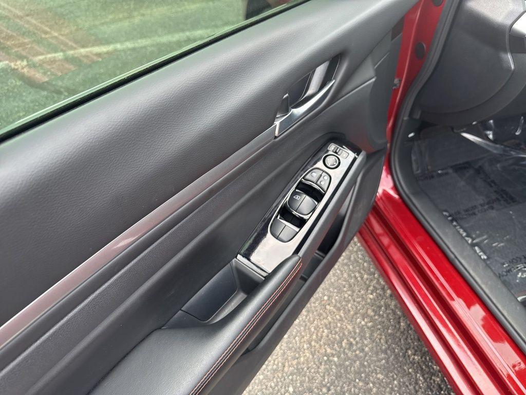 used 2024 Nissan Altima car, priced at $25,587