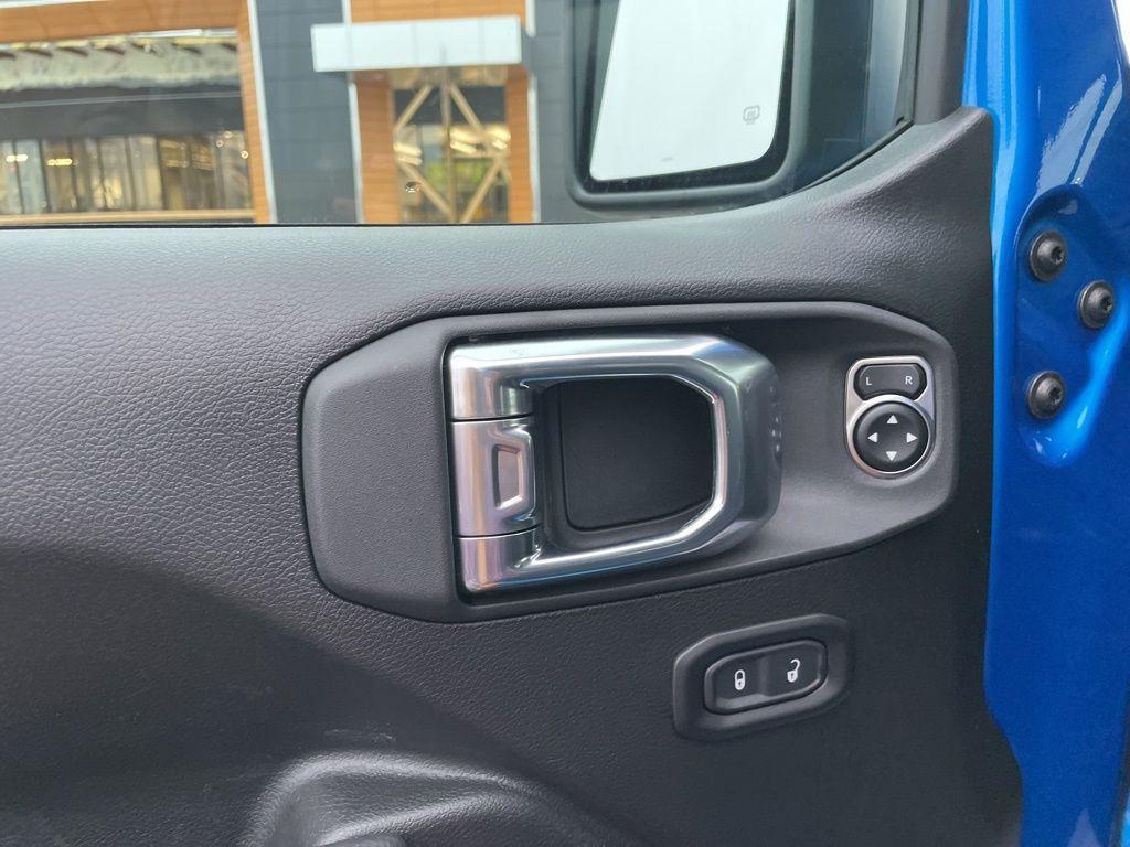 new 2026 Jeep Wrangler car, priced at $53,476