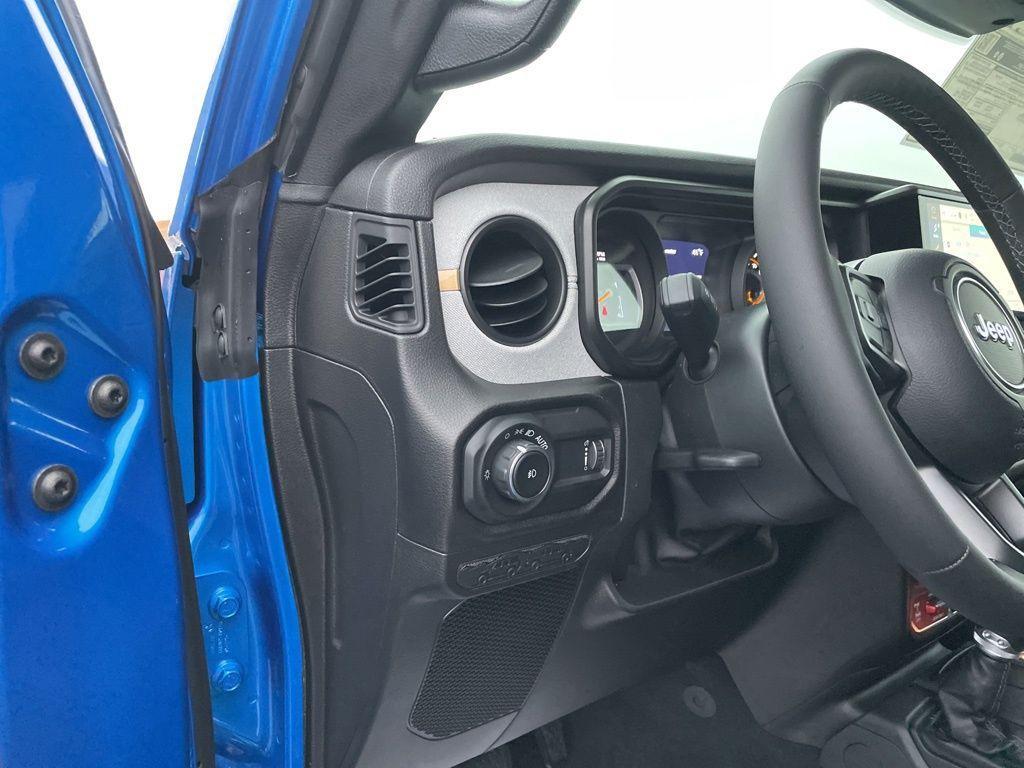 new 2026 Jeep Wrangler car, priced at $53,476