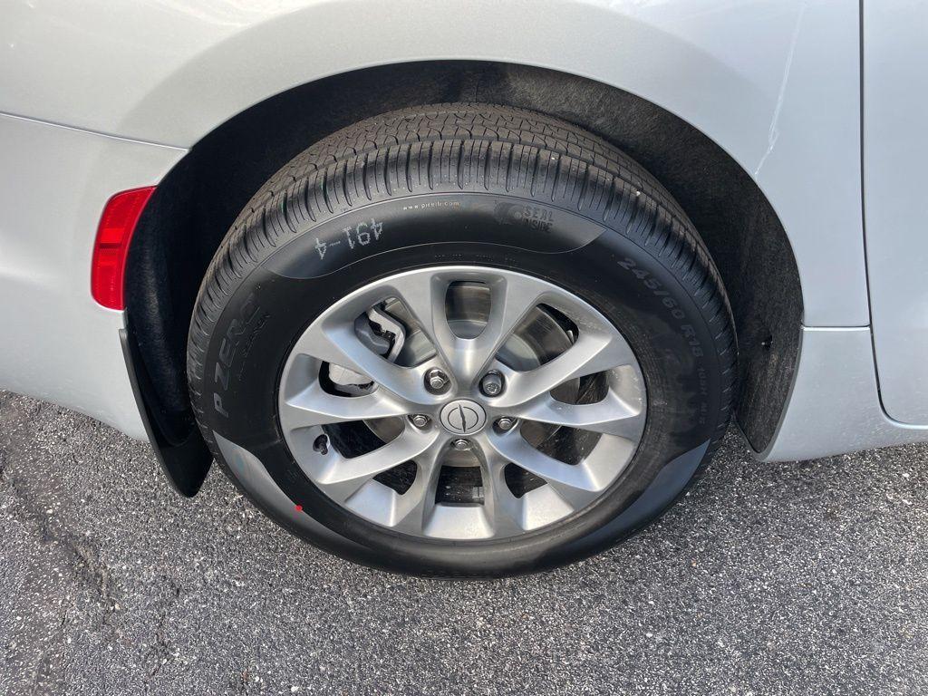 new 2026 Chrysler Pacifica car, priced at $47,995