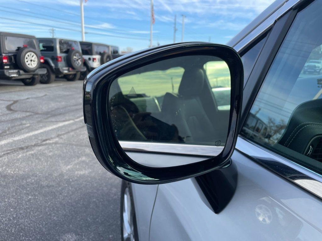 new 2026 Chrysler Pacifica car, priced at $47,995