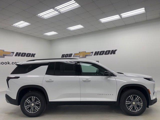 new 2025 Chevrolet Traverse car, priced at $42,300