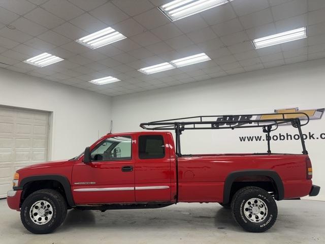 used 2005 GMC Sierra 2500 car, priced at $8,840