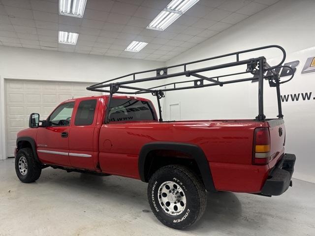 used 2005 GMC Sierra 2500 car, priced at $8,840