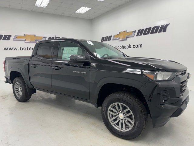 new 2024 Chevrolet Colorado car, priced at $42,895