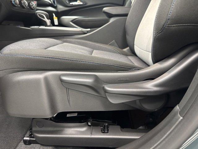 new 2025 Chevrolet Trax car, priced at $22,290