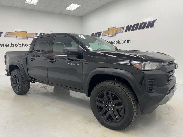 new 2024 Chevrolet Colorado car, priced at $40,880