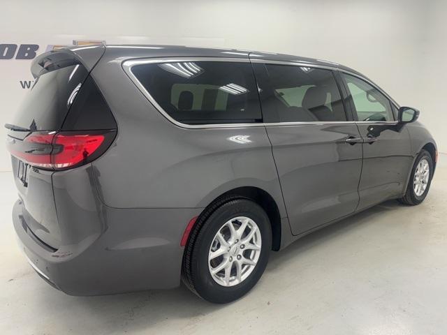 used 2023 Chrysler Pacifica car, priced at $25,464